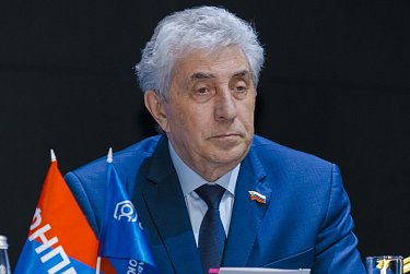 Сергей Грачев: «Региональная власть и профсоюзы имеют много точек соприкосновения»